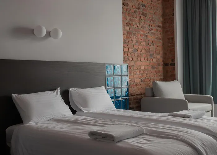 Resume Apartments